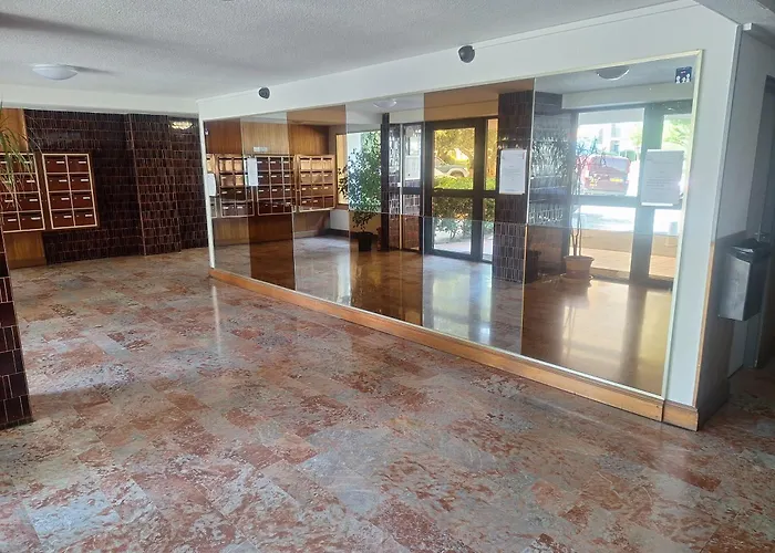 T2 Cosy Romantic, Balcon,clim, Parking Gratuit アパート ペルピニャン