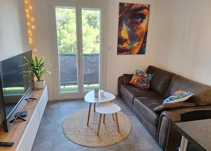 Apartament T2 Cosy Romantic, Balcon,clim, Parking Gratuit