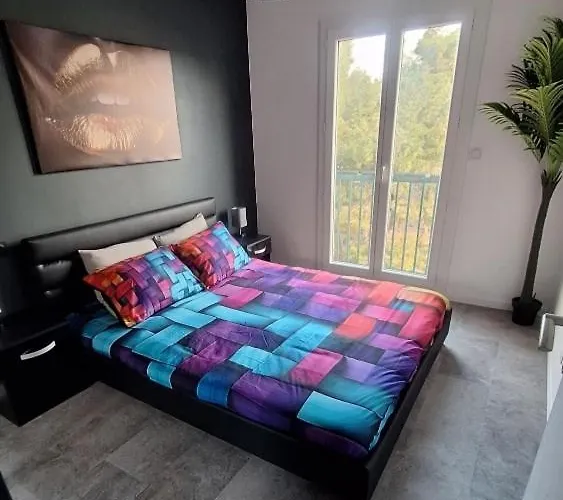 Apartament T2 Cosy Romantic, Balcon,clim, Parking Gratuit *